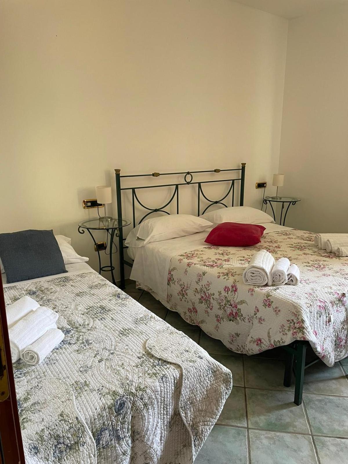 פאלינורו Hotel Residence Da Carmelo מראה חיצוני תמונה